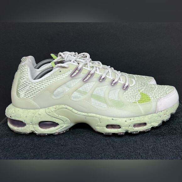 Nike Air Max Terrascape Plus Vivid Green Olive Aura DN4590-002 Mens Size 12 EUC - Picture 2 of 9